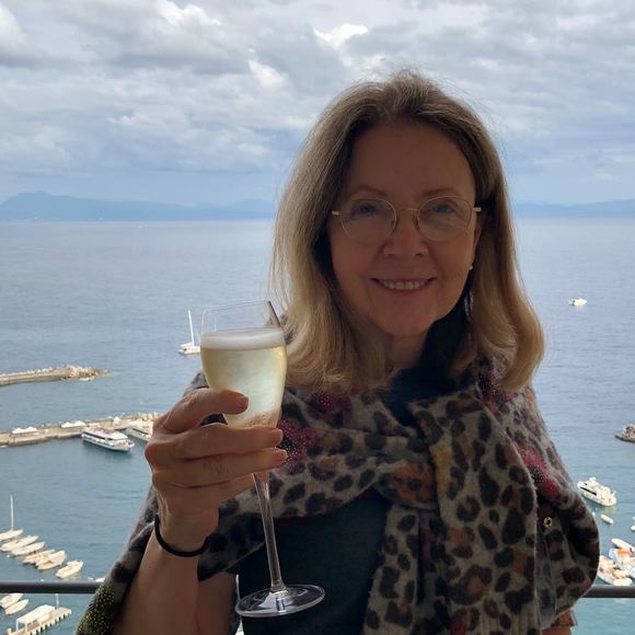 Meet your Posher, Randa - Picture 1 of 1